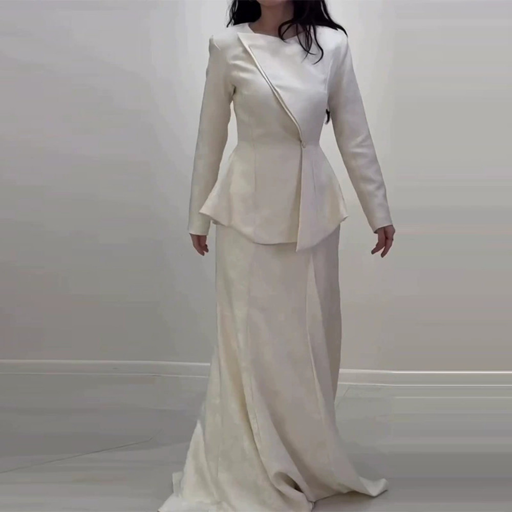 Forever 21 Spring White Round-Neck Long-Sleeve Simple Skirt Set